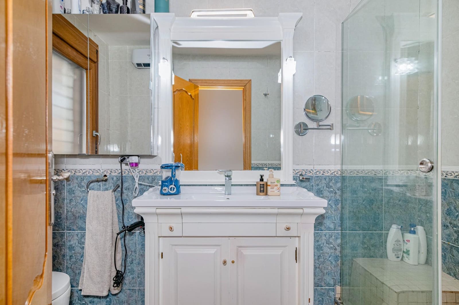 3 camera da letto Villetta a Schiera in vendita in Ambroz con piscina garage - 300.000 € (Rif: 10044856)