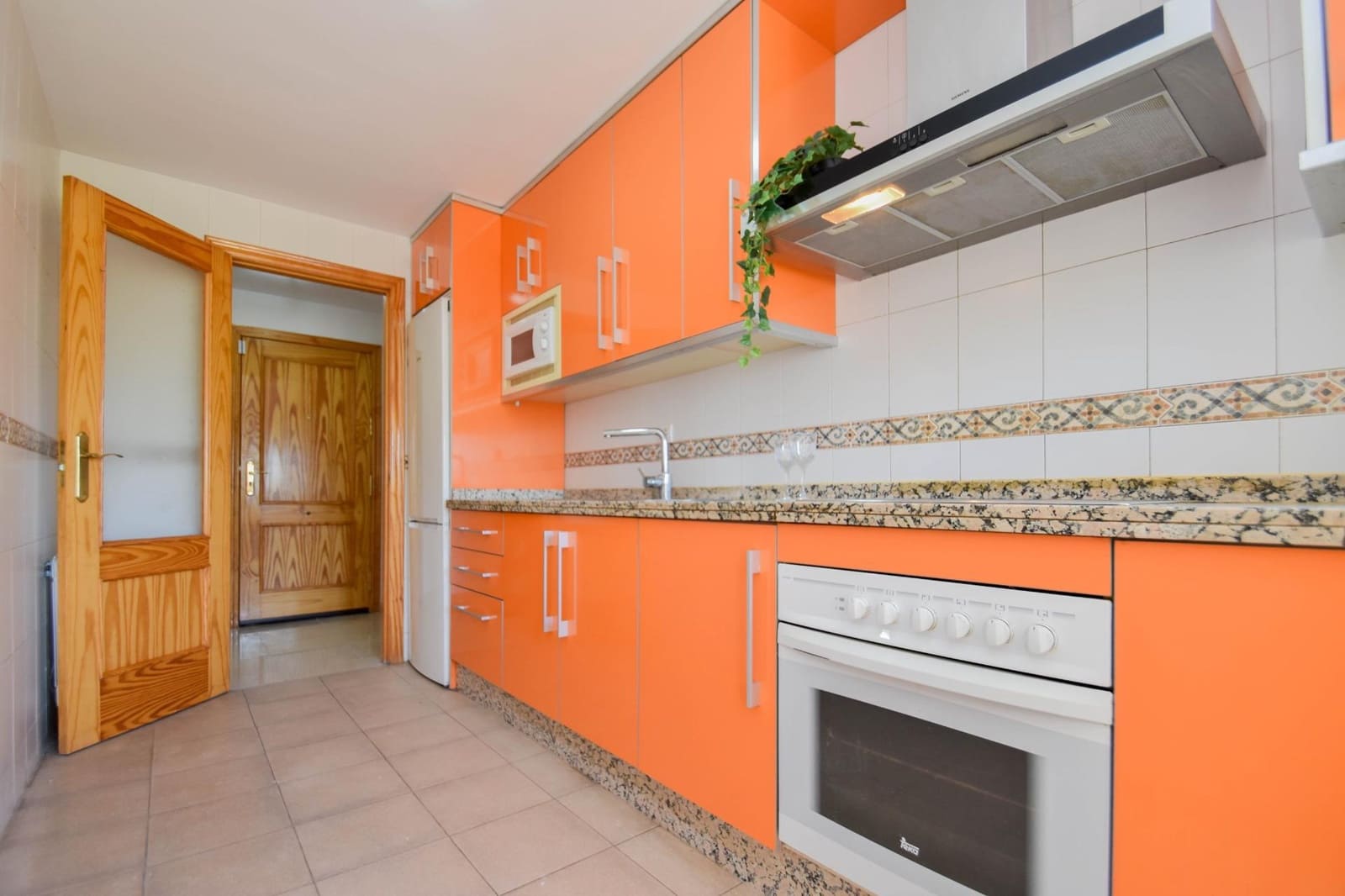 2 Zimmer Wohnung zu verkaufen in Atarfe mit Garage - 165.000 € (Ref: 10047357)