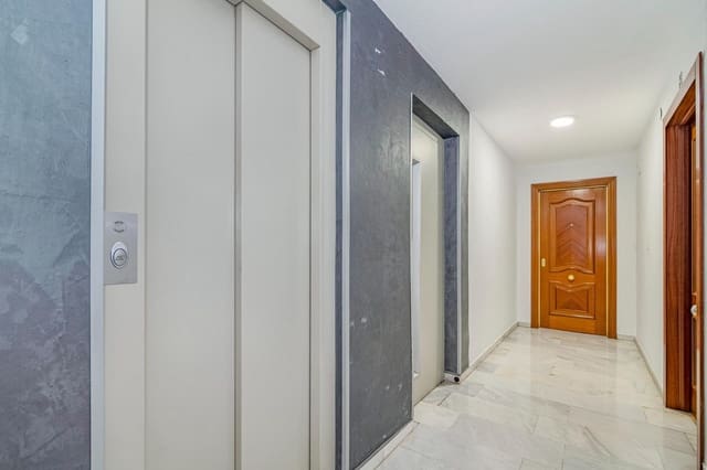 3 sypialnia Mieszkanie na sprzedaż w Cervantes, Miasto Grenada - 270 000 € (Ref: 10047359)