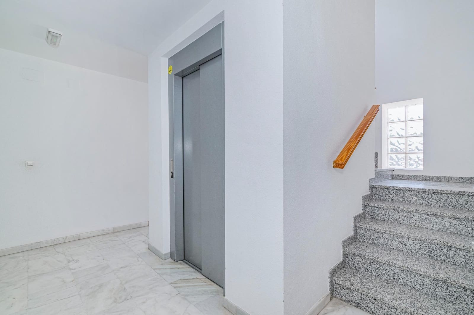 2 sypialnia Apartament na sprzedaż w Belicena z garażem - 178 500 € (Ref: 10047360)