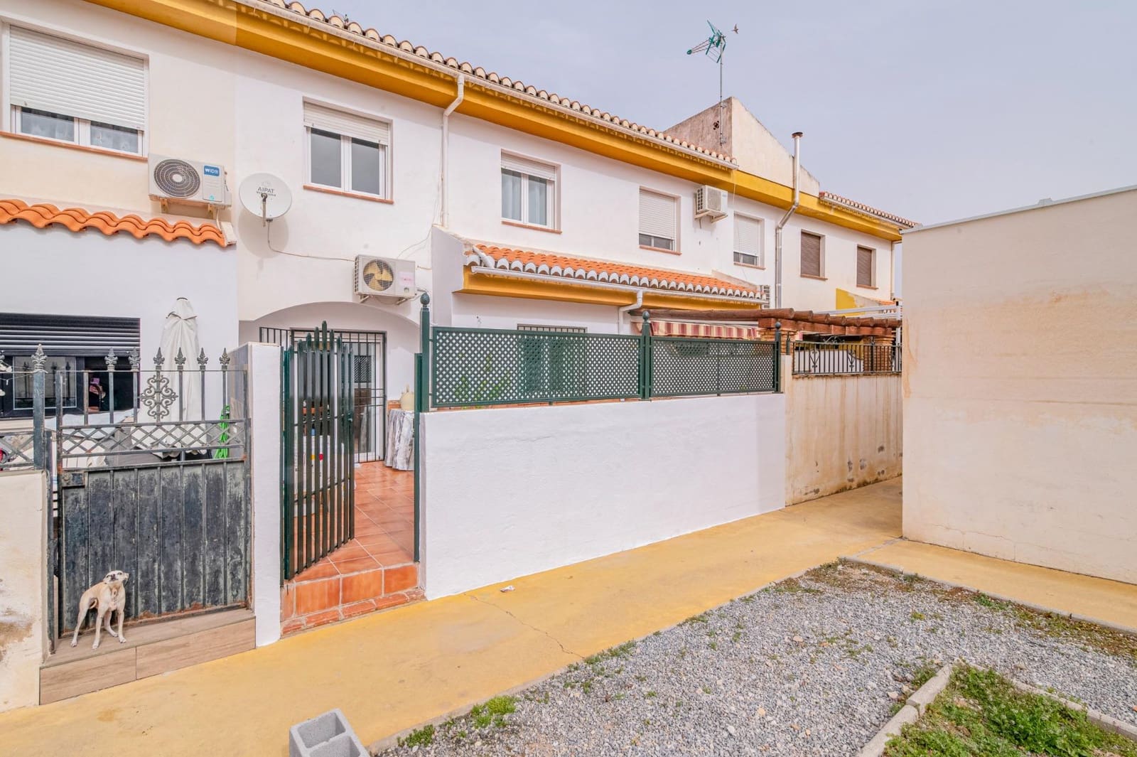 3 chambre Villa/Maison Mitoyenne à vendre à Monachil avec garage - 189 500 € (Ref: 10047361)