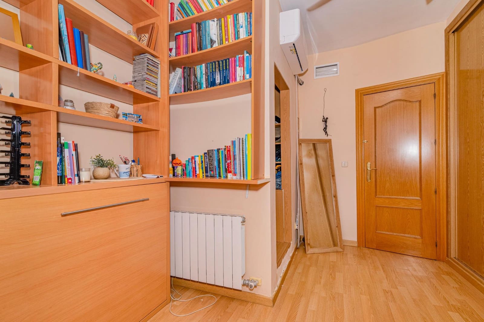 4 soveværelse Semi-Rækkehus til salg i Churriana de la Vega med swimmingpool garage - € 475.000 (Ref: 10047362)