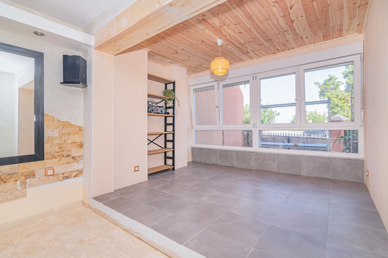 4 soveværelse Semi-Rækkehus til salg i Churriana de la Vega med swimmingpool garage - € 475.000 (Ref: 10047362)