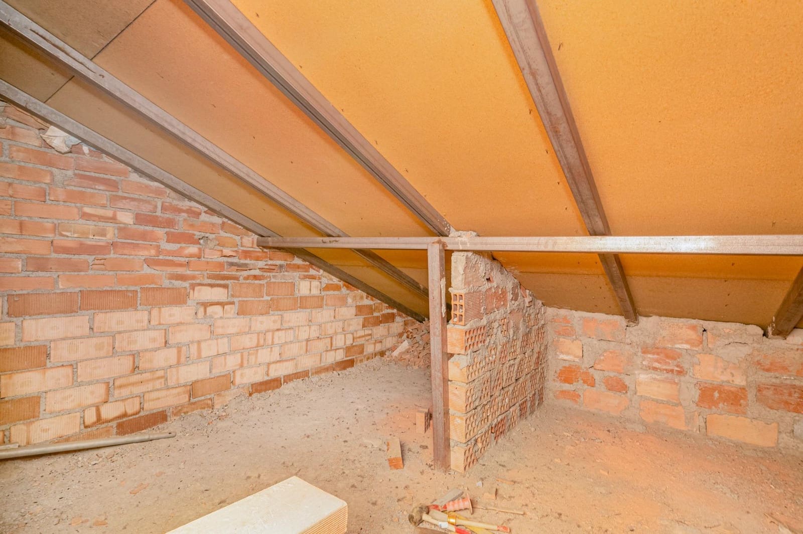 4 soveværelse Semi-Rækkehus til salg i Churriana de la Vega med swimmingpool garage - € 475.000 (Ref: 10047362)