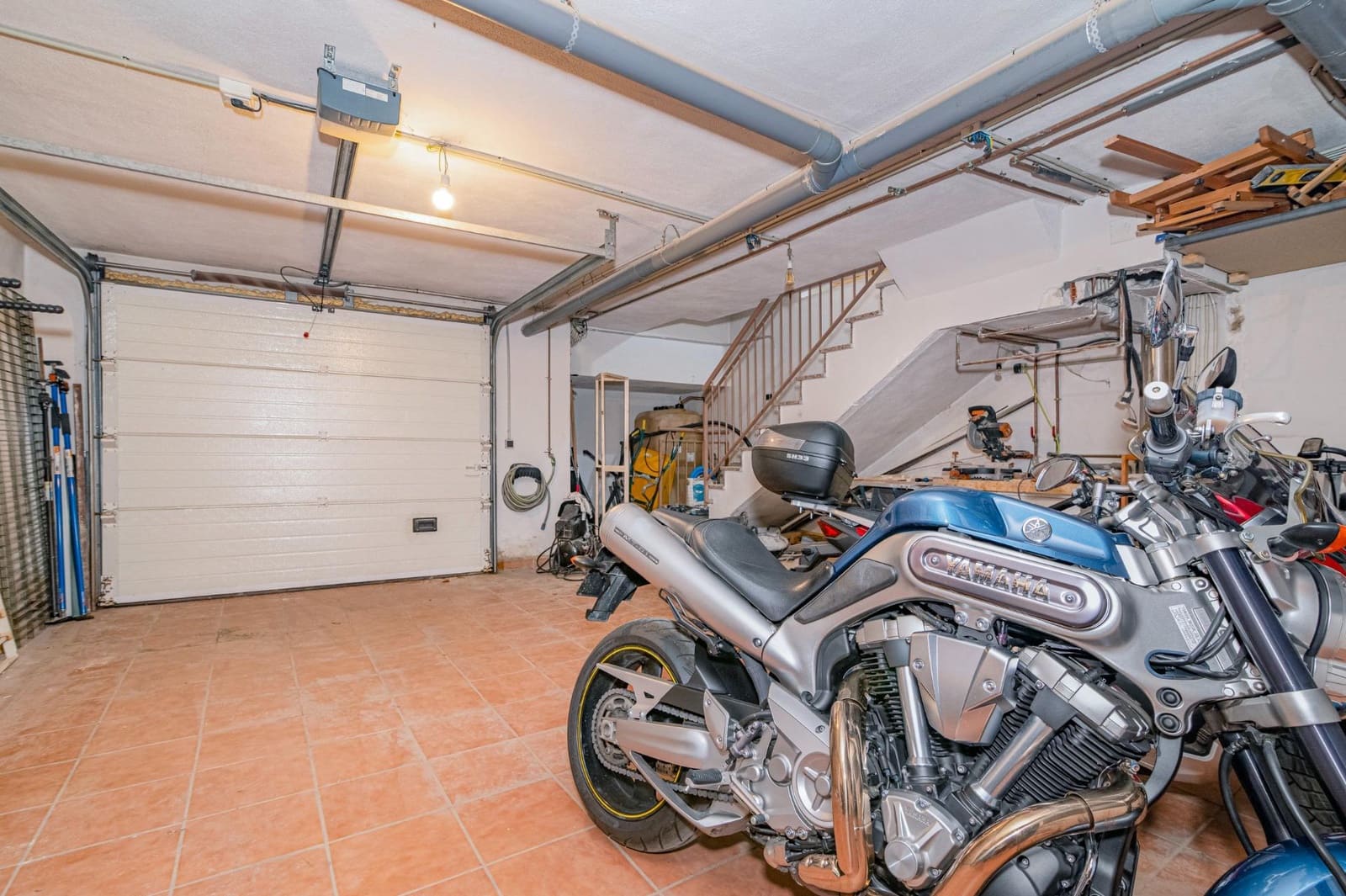 4 soveværelse Semi-Rækkehus til salg i Churriana de la Vega med swimmingpool garage - € 475.000 (Ref: 10047362)
