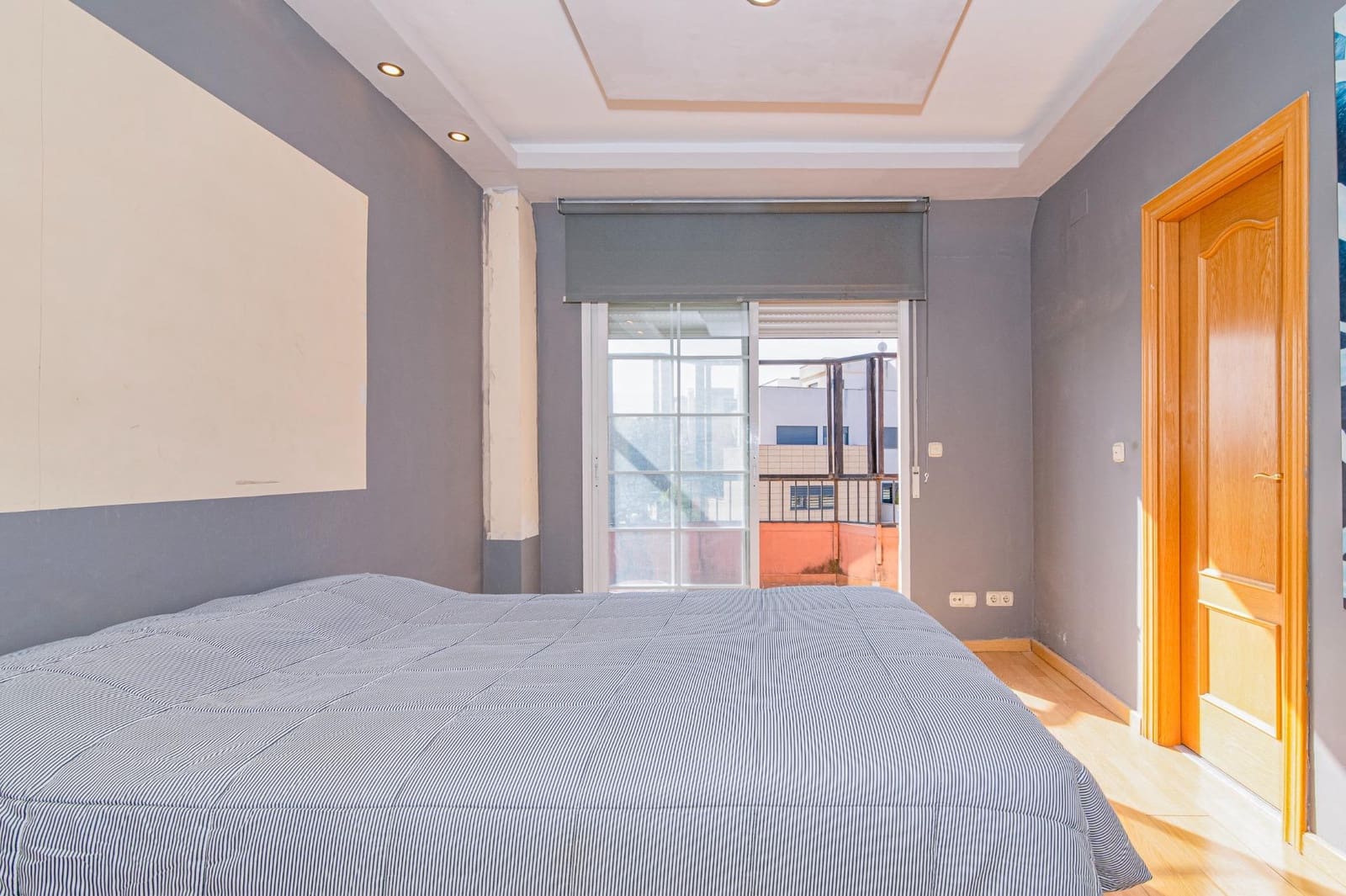 4 soveværelse Semi-Rækkehus til salg i Churriana de la Vega med swimmingpool garage - € 475.000 (Ref: 10047362)