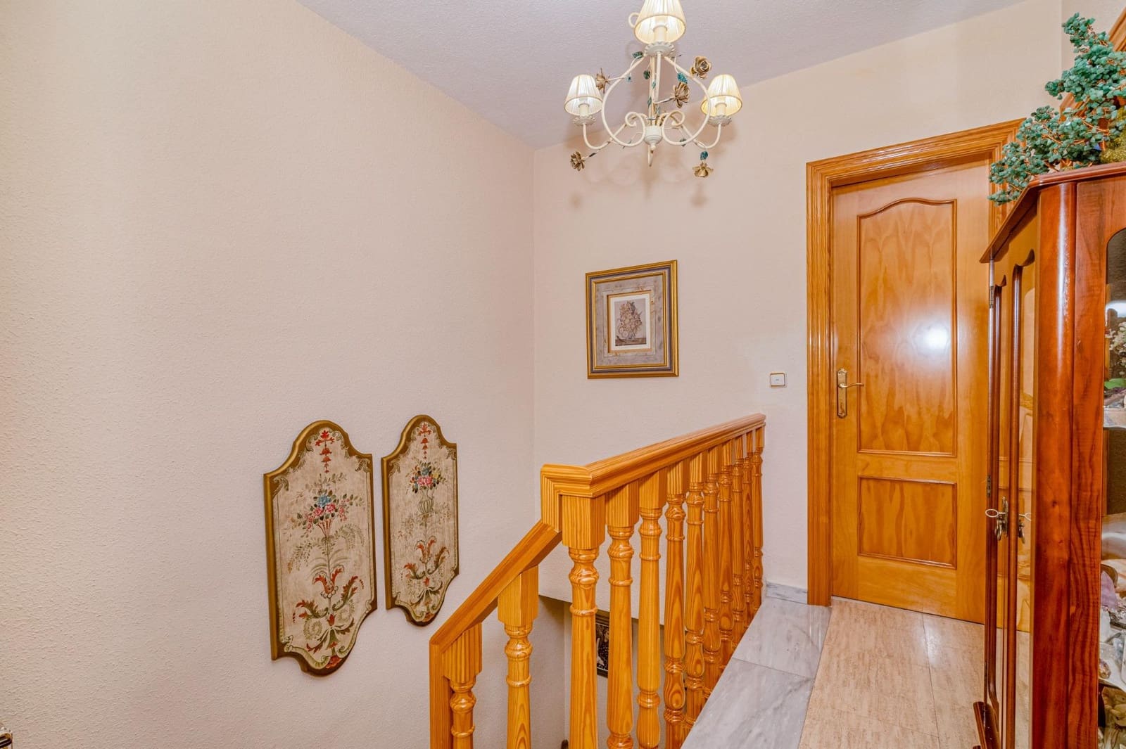 4 Zimmer Reihenhaus zu verkaufen in Belicena mit Garage - 234.999 € (Ref: 10049318)