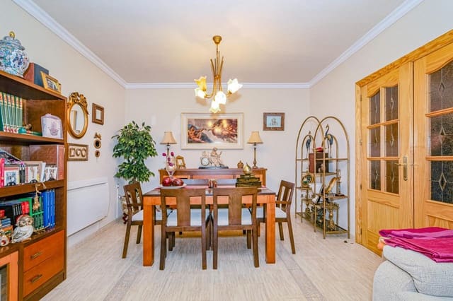 4 Zimmer Reihenhaus zu verkaufen in Belicena, Vegas del Genil mit Garage - 234.999 € (Ref: 10049318)