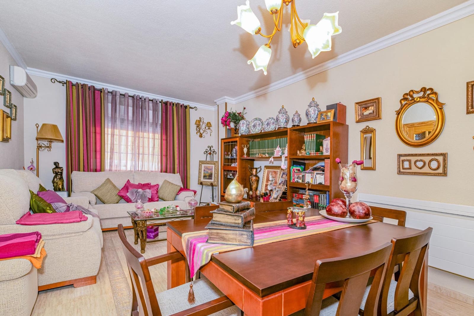 4 Zimmer Reihenhaus zu verkaufen in Belicena mit Garage - 234.999 € (Ref: 10049318)