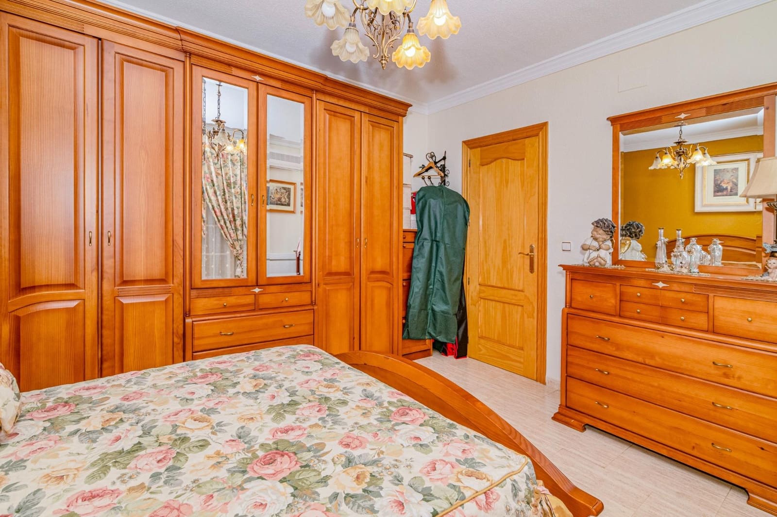 4 Zimmer Reihenhaus zu verkaufen in Belicena mit Garage - 234.999 € (Ref: 10049318)