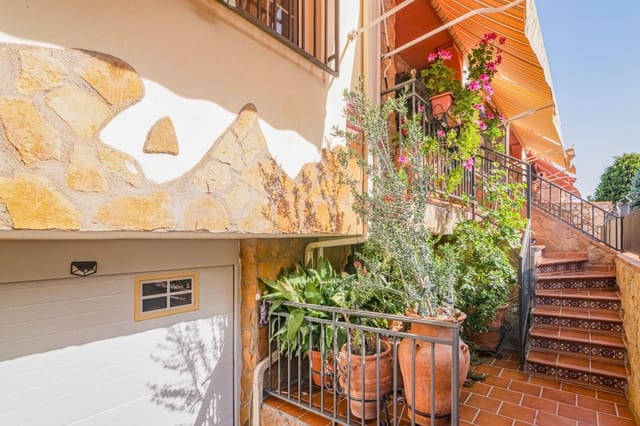 4 Zimmer Reihenhaus zu verkaufen in Belicena, Vegas del Genil mit Garage - 234.999 € (Ref: 10049318)