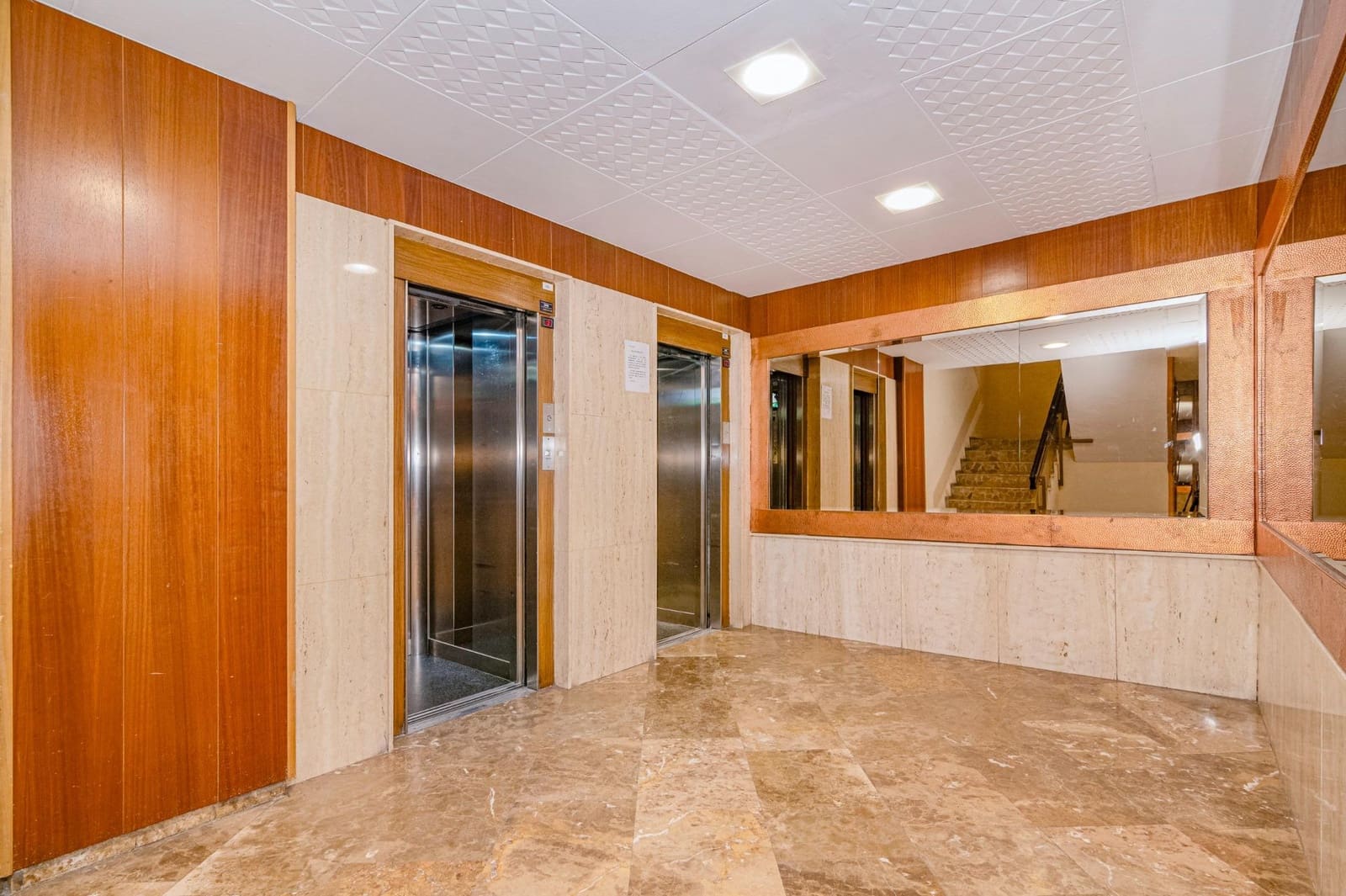 3 Zimmer Wohnung zu verkaufen in Granada Stadt - 329.000 € (Ref: 10049319)