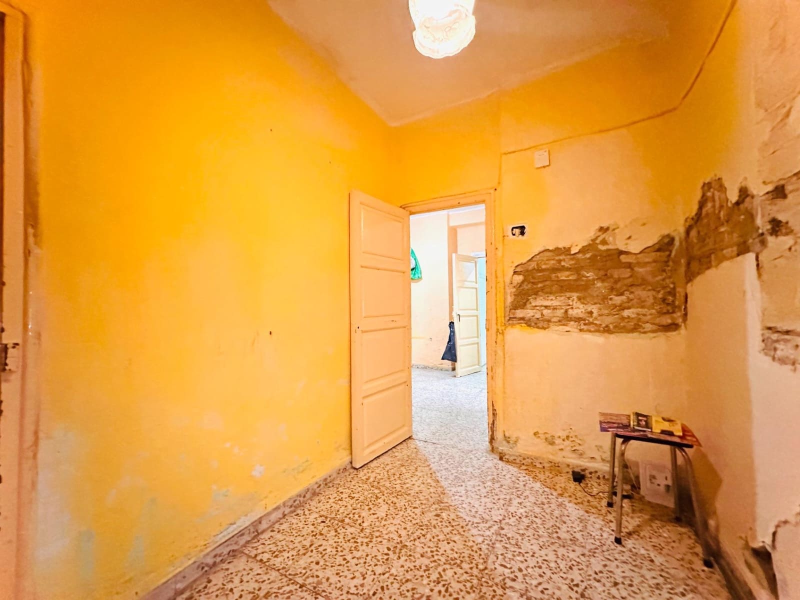 Piso de 2 habitaciones en Granada ciudad en venta - 88.000 € (Ref: 10062356)