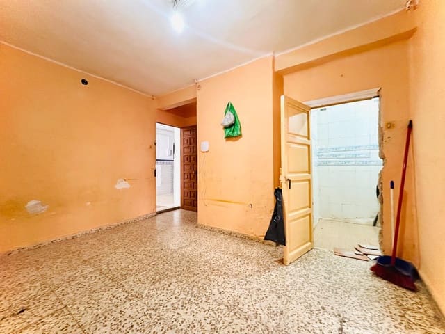 Piso de 2 habitaciones en Granada ciudad en venta - 88.000 € (Ref: 10062356)