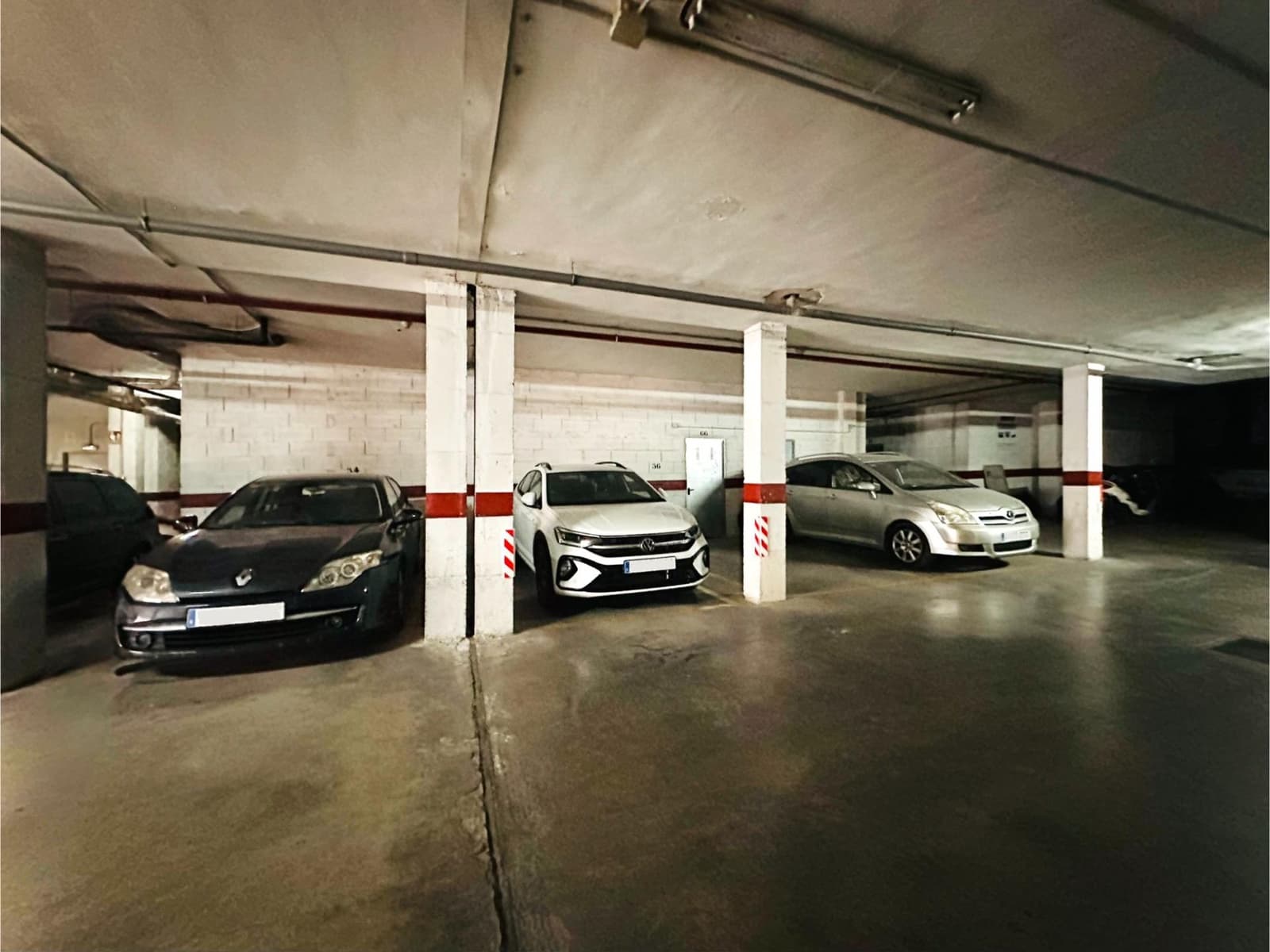 3 Zimmer Wohnung zu verkaufen in Granada Stadt mit Garage - 139.000 € (Ref: 10067978)