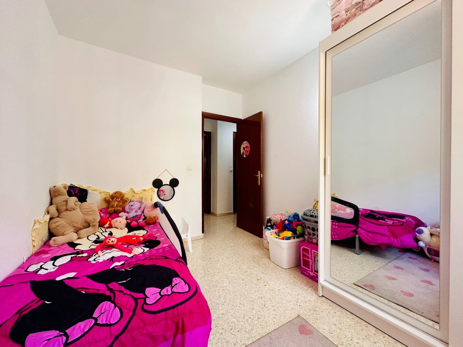 3 Zimmer Wohnung zu verkaufen in Granada Stadt mit Garage - 139.000 € (Ref: 10067978)