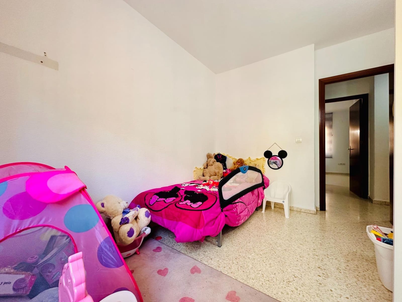 3 Zimmer Wohnung zu verkaufen in Granada Stadt mit Garage - 139.000 € (Ref: 10067978)