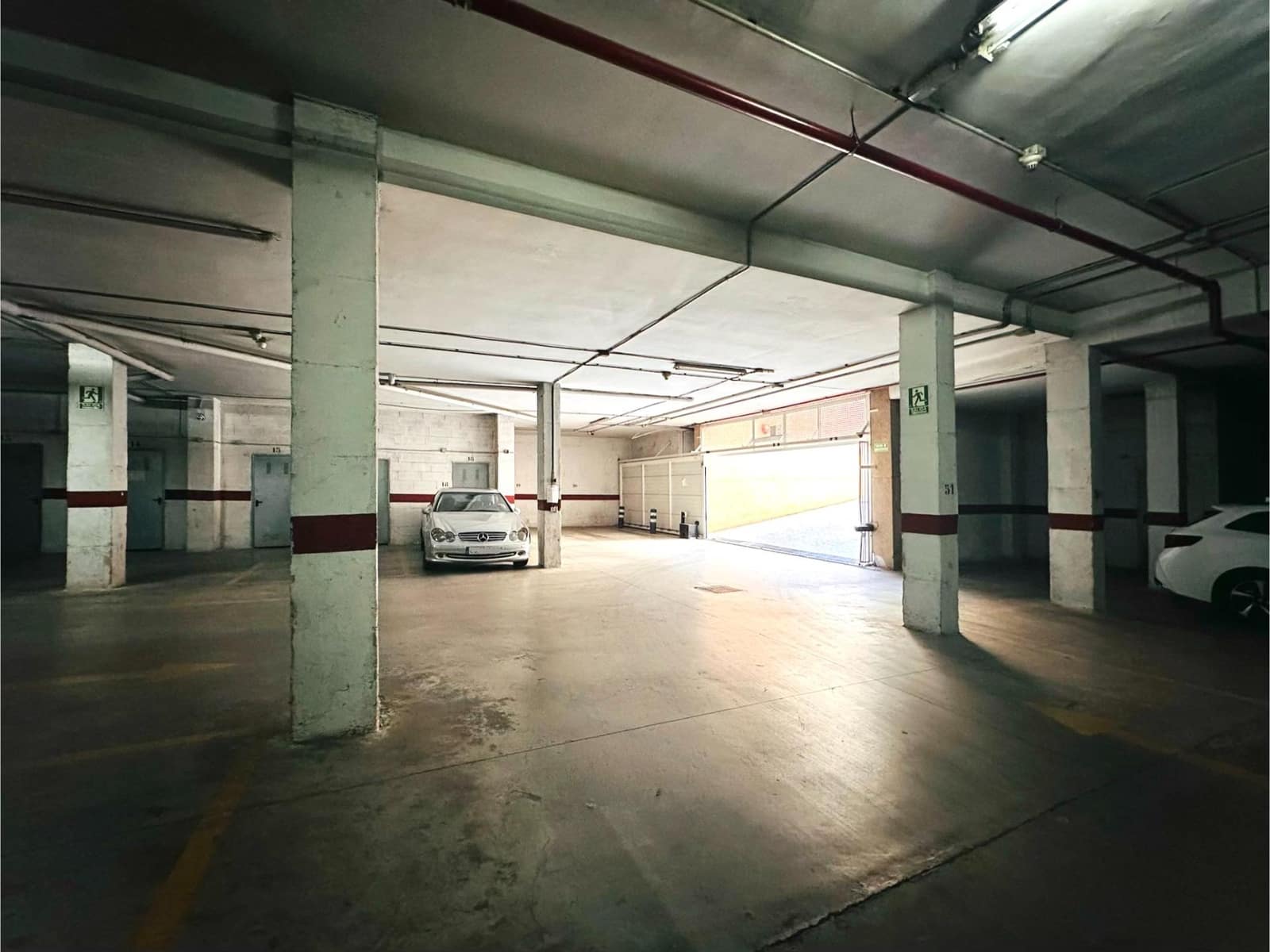 3 Zimmer Wohnung zu verkaufen in Granada Stadt mit Garage - 139.000 € (Ref: 10067978)