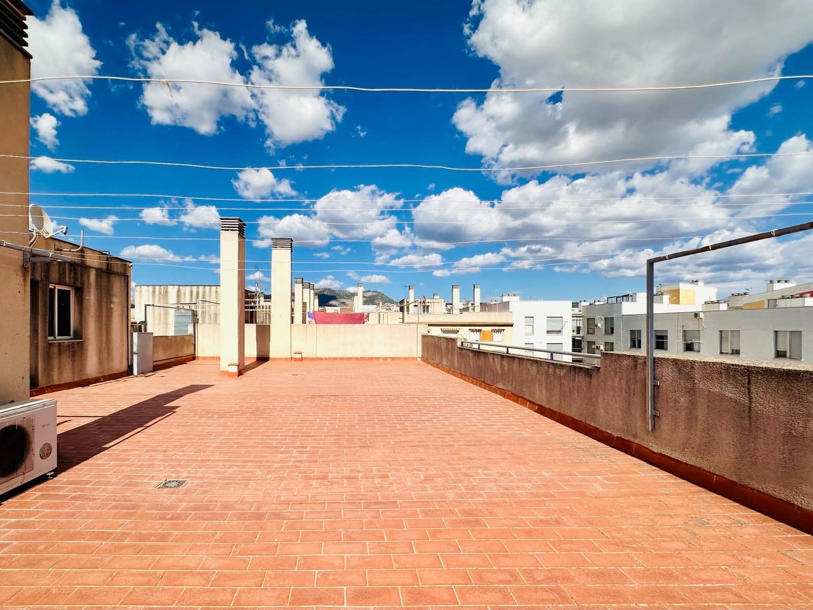 3 Zimmer Wohnung zu verkaufen in Granada Stadt mit Garage - 139.000 € (Ref: 10067978)