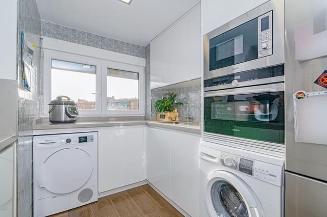 3 Zimmer Wohnung zu verkaufen in Granada Stadt - 410.000 € (Ref: 10067979)