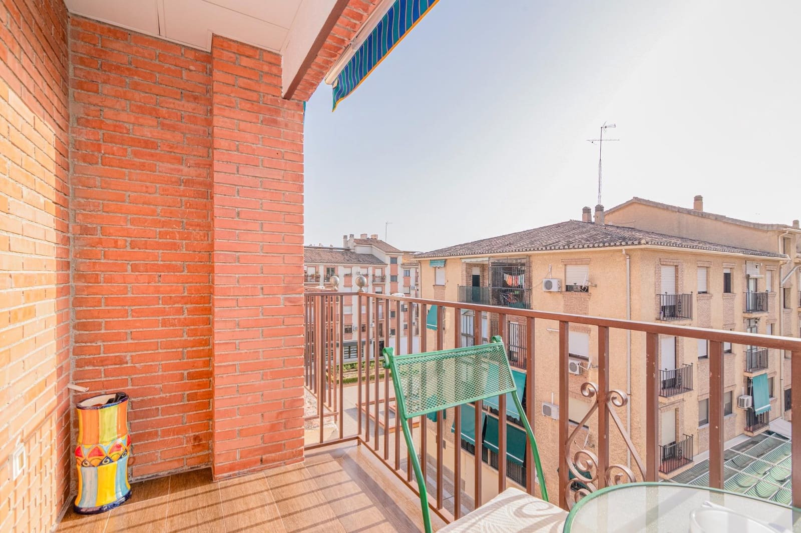 3 Zimmer Wohnung zu verkaufen in Granada Stadt - 410.000 € (Ref: 10067979)
