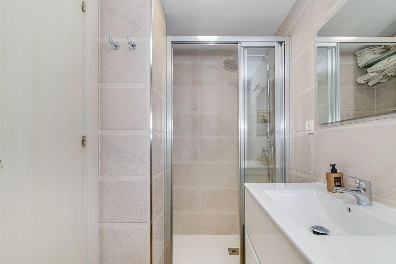 3 Zimmer Wohnung zu verkaufen in Granada Stadt - 410.000 € (Ref: 10067979)