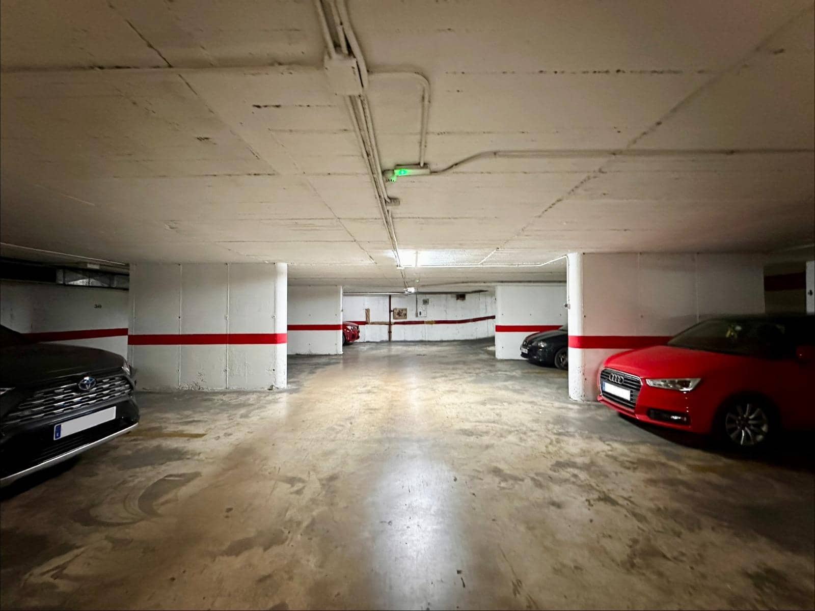 Garaje en Granada ciudad en venta - 49.000 € (Ref: 10076467)