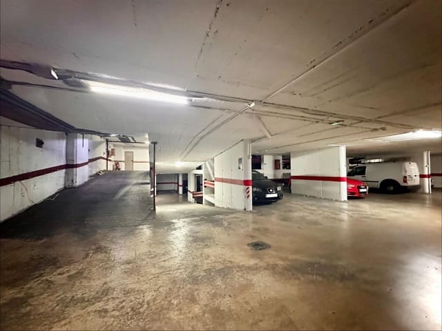 Garaje en Centro - Sagrario, Granada ciudad en venta - 49.000 € (Ref: 10076467)