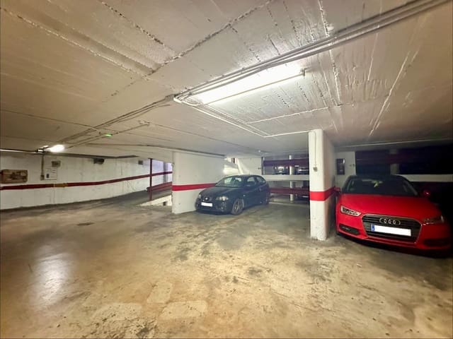 Garaje en Centro - Sagrario, Granada ciudad en venta - 49.000 € (Ref: 10076467)