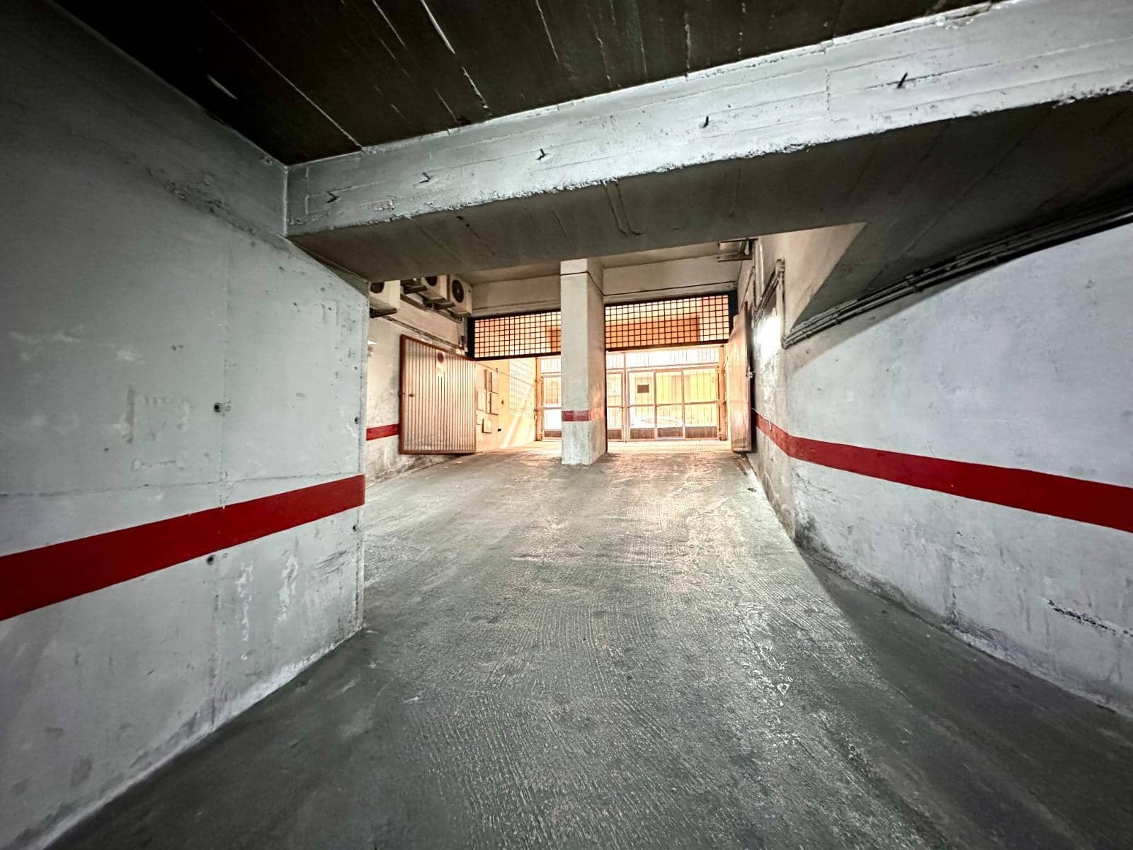 Garaje en Granada ciudad en venta - 49.000 € (Ref: 10076467)