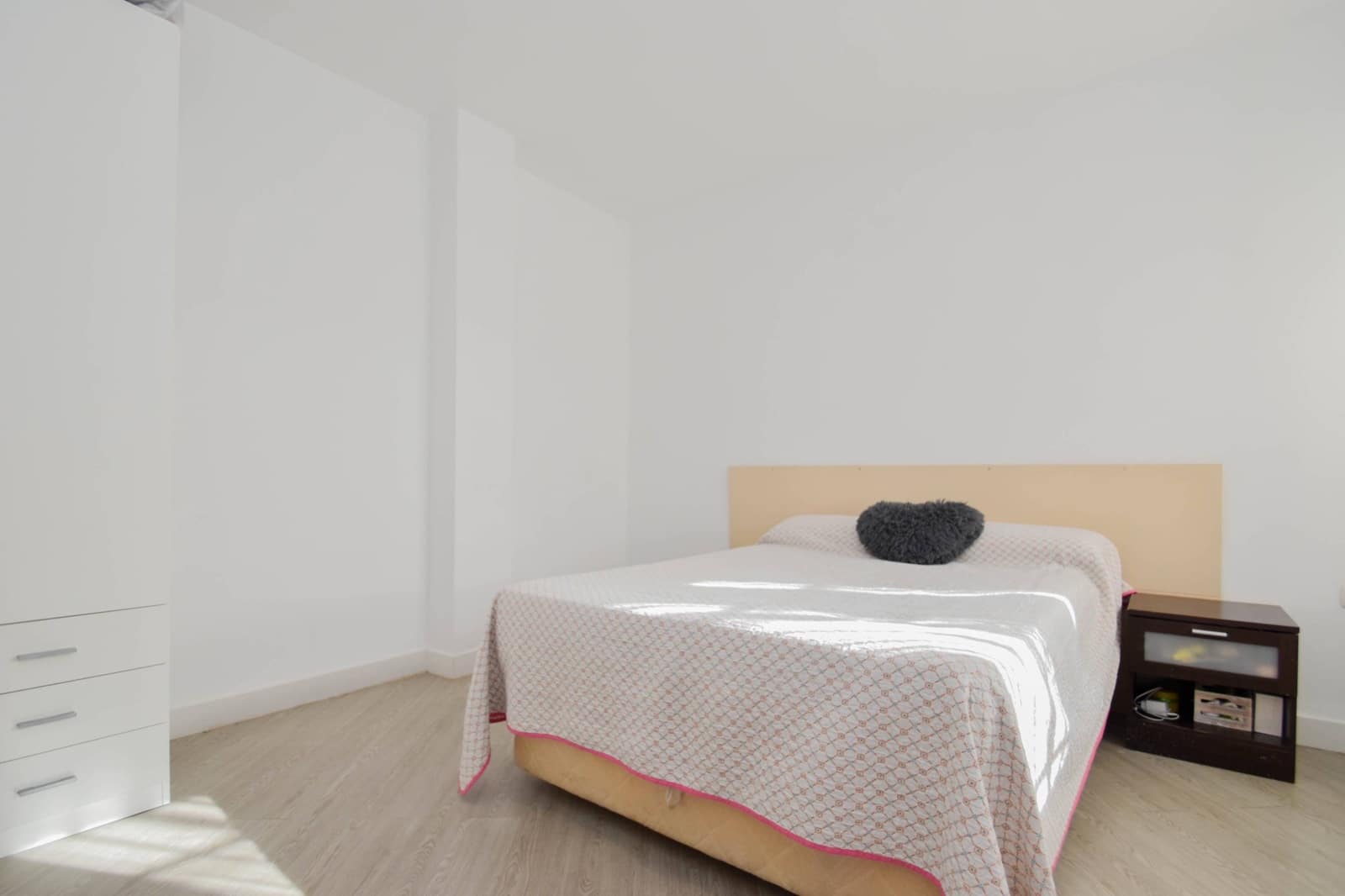 Piso de 3 habitaciones en Atarfe en venta con garaje - 140.000 € (Ref: 10078420)