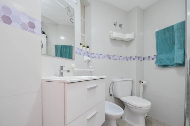 Piso de 3 habitaciones en Atarfe en venta con garaje - 140.000 € (Ref: 10078420)
