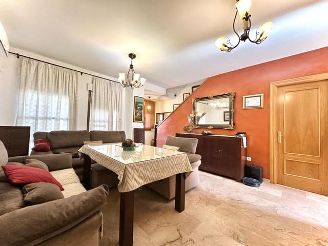 3 camera da letto Villetta a Schiera in vendita in Maracena con garage - 280.000 € (Rif: 10086196)