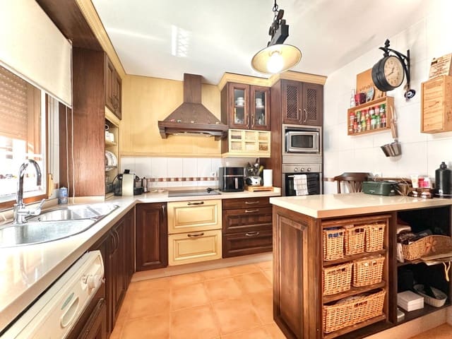3 camera da letto Villetta a Schiera in vendita in Maracena con garage - 280.000 € (Rif: 10086196)