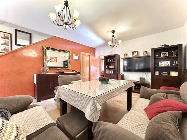 3 camera da letto Villetta a Schiera in vendita in Maracena con garage - 280.000 € (Rif: 10086196)