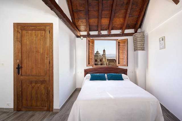 2 sovrum Hus till salu i Granada stad - 330 000 € (Ref: 10086197)