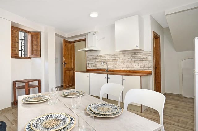 2 sovrum Hus till salu i Granada stad - 330 000 € (Ref: 10086197)
