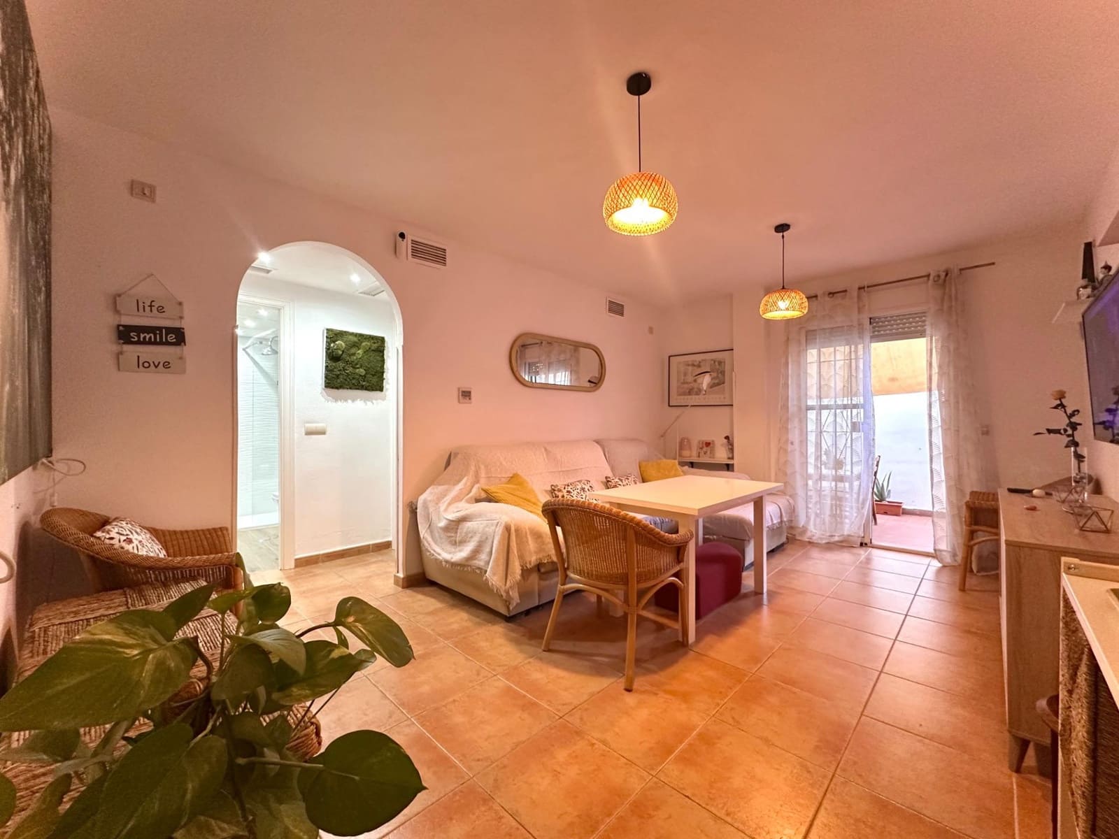 2 slaapkamer Flat te koop in Churriana de la Vega met garage - € 175.000 (Ref: 10089755)