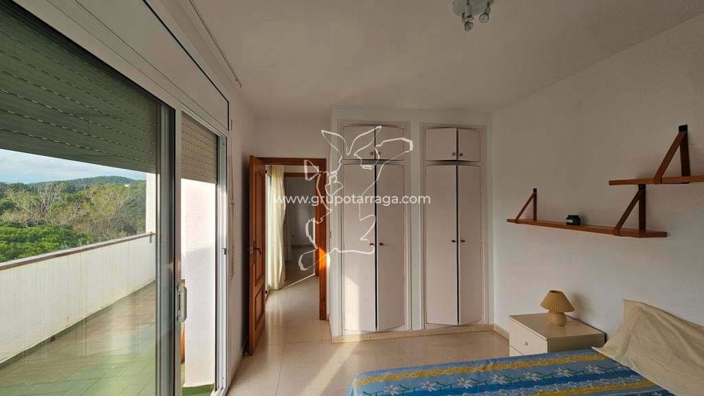 5 bedroom Villa for sale in Lloret de Mar with pool garage - € 660,000 (Ref: 9128645)