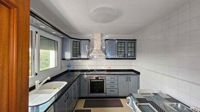 5 bedroom Villa for sale in Mas Baell - Can Carbó, Lloret de Mar with pool garage - € 660,000 (Ref: 9128645)