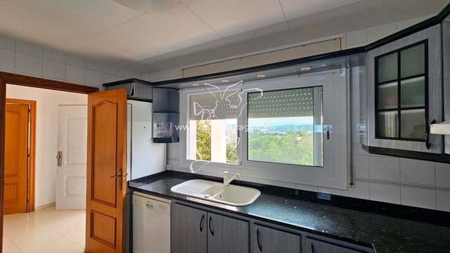 5 bedroom Villa for sale in Mas Baell - Can Carbó, Lloret de Mar with pool garage - € 660,000 (Ref: 9128645)