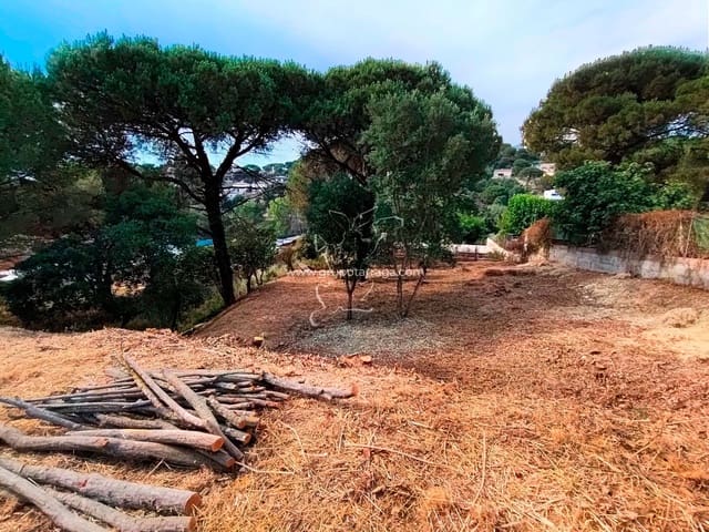 Tomt till salu i Urbanitzacions del Nord, Lloret de Mar - 25 000 € (Ref: 9128647)
