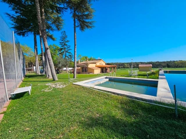 5 sypialnia Finka/Dom wiejski na sprzedaż w Caldes de Malavella z basenem garażem - 875 000 € (Ref: 9128650)