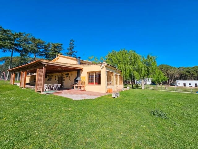 5 sypialnia Finka/Dom wiejski na sprzedaż w Caldes de Malavella z basenem garażem - 875 000 € (Ref: 9128650)
