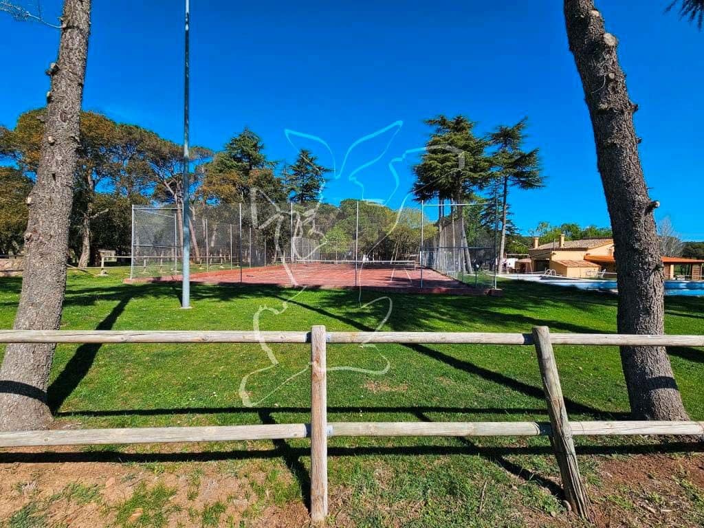 5 soverom Finca/Herregård til salgs i Caldes de Malavella med svømmebasseng garasje - € 875 000 (Ref: 9128650)