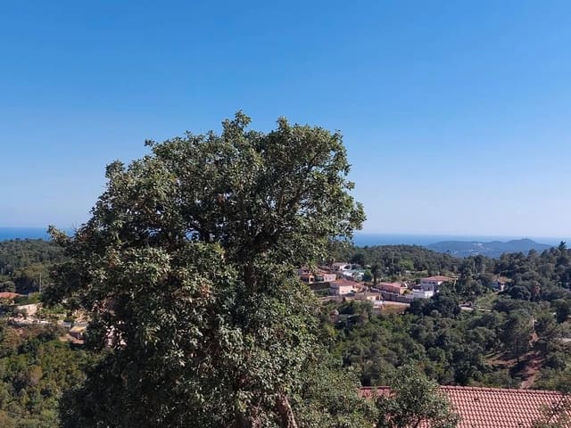 Tomt till salu i Urbanitzacions del Nord, Lloret de Mar - 80 000 € (Ref: 9128652)