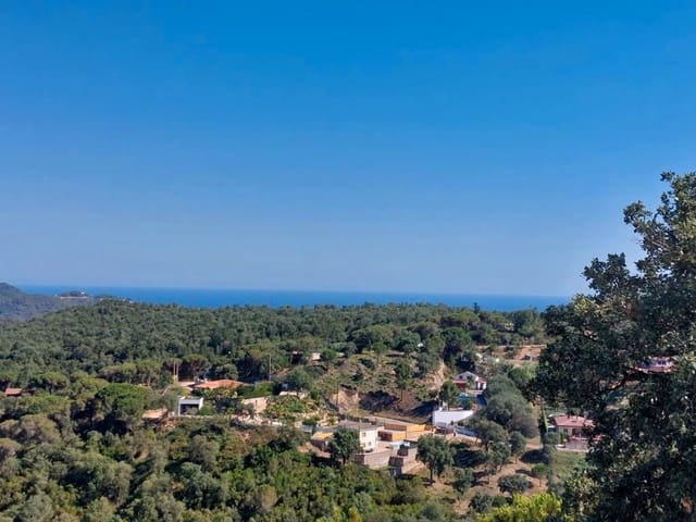 Tomt till salu i Urbanitzacions del Nord, Lloret de Mar - 80 000 € (Ref: 9128652)