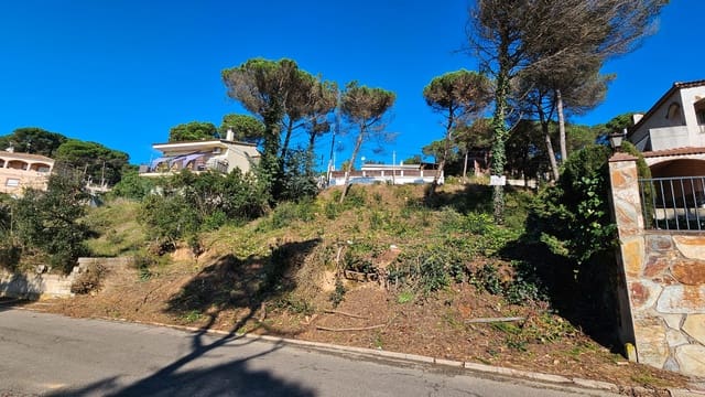 Building Plot for sale in Aiguaviva Parc, Vidreres - € 27,000 (Ref: 9128653)