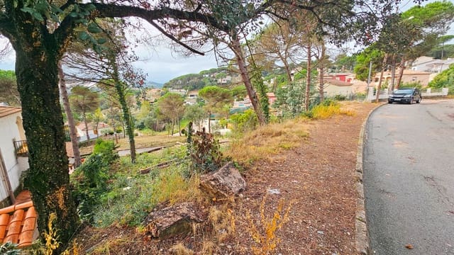 Building Plot for sale in Aiguaviva Parc, Vidreres - € 27,000 (Ref: 9128653)