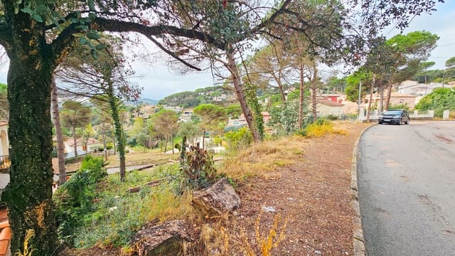 Bauplatz zu verkaufen in Aiguaviva Parc, Vidreres - 27.000 € (Ref: 9128653)